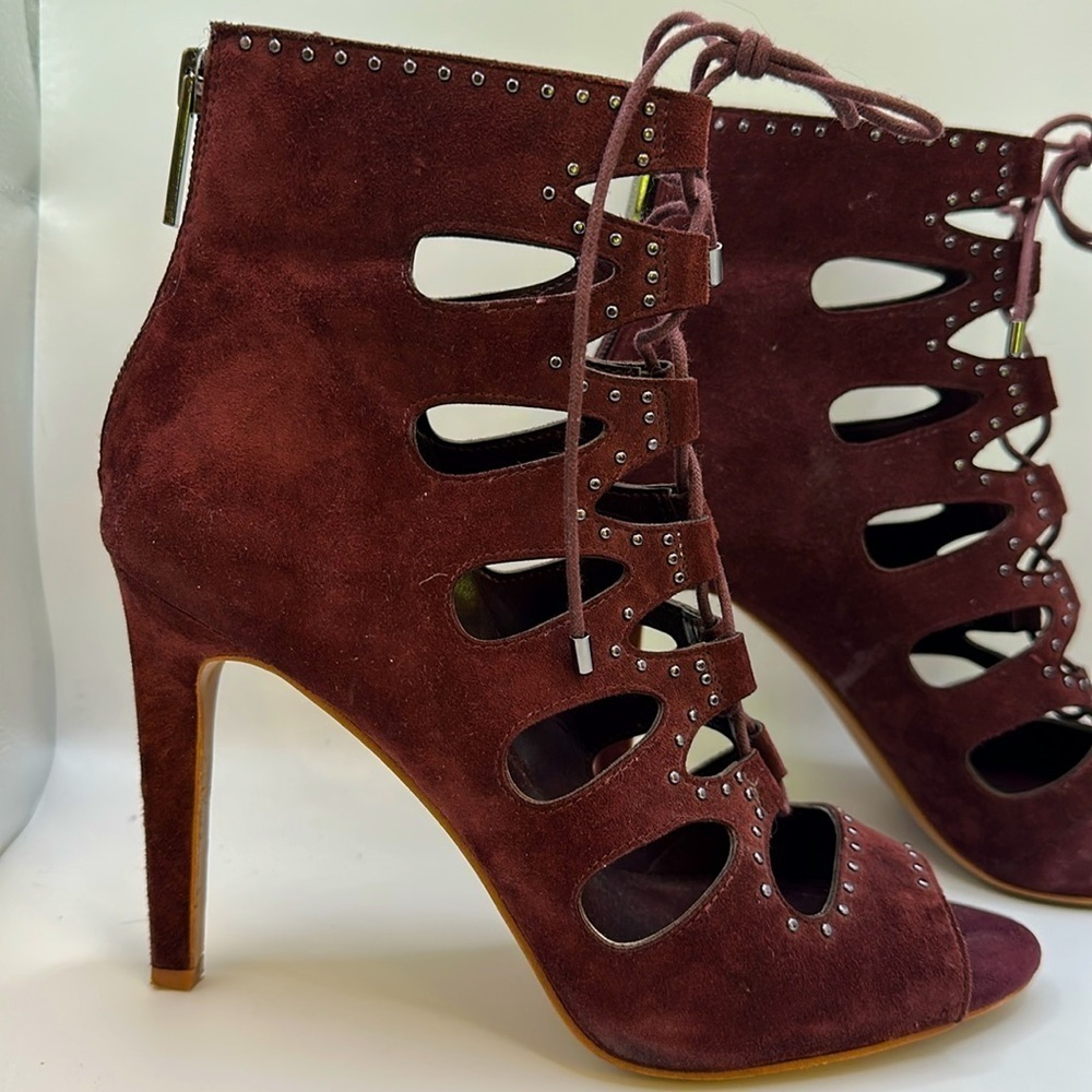 BCBG Generation burgundy peep toe lace heels shoes sandals . Size 38.5/8.5